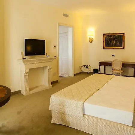Grand Di Hotel