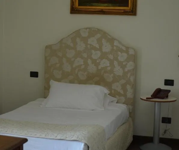 Hotel Grand Di 4*