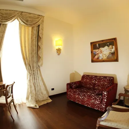Отель Grand Di 4*