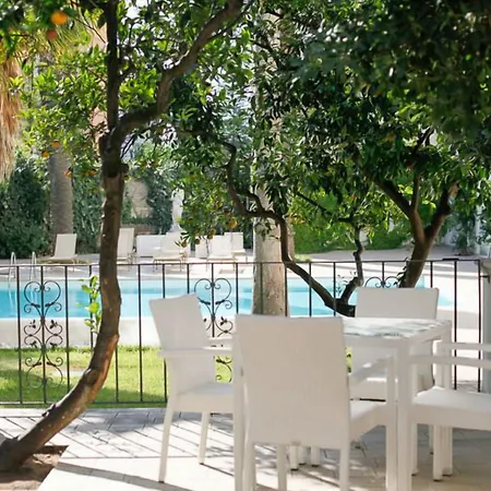 Grand Di Szálloda Lecce