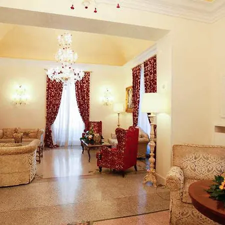 Hotell Grand Di 4*