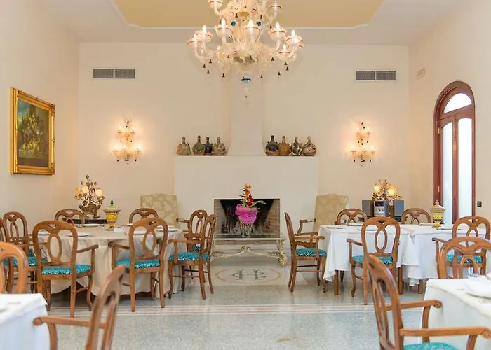 Hotel Grand Di